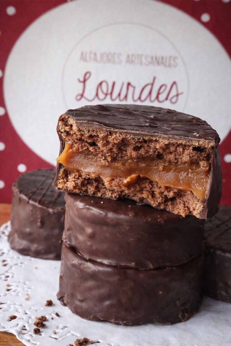 Alfajores lourdes01 768x1152