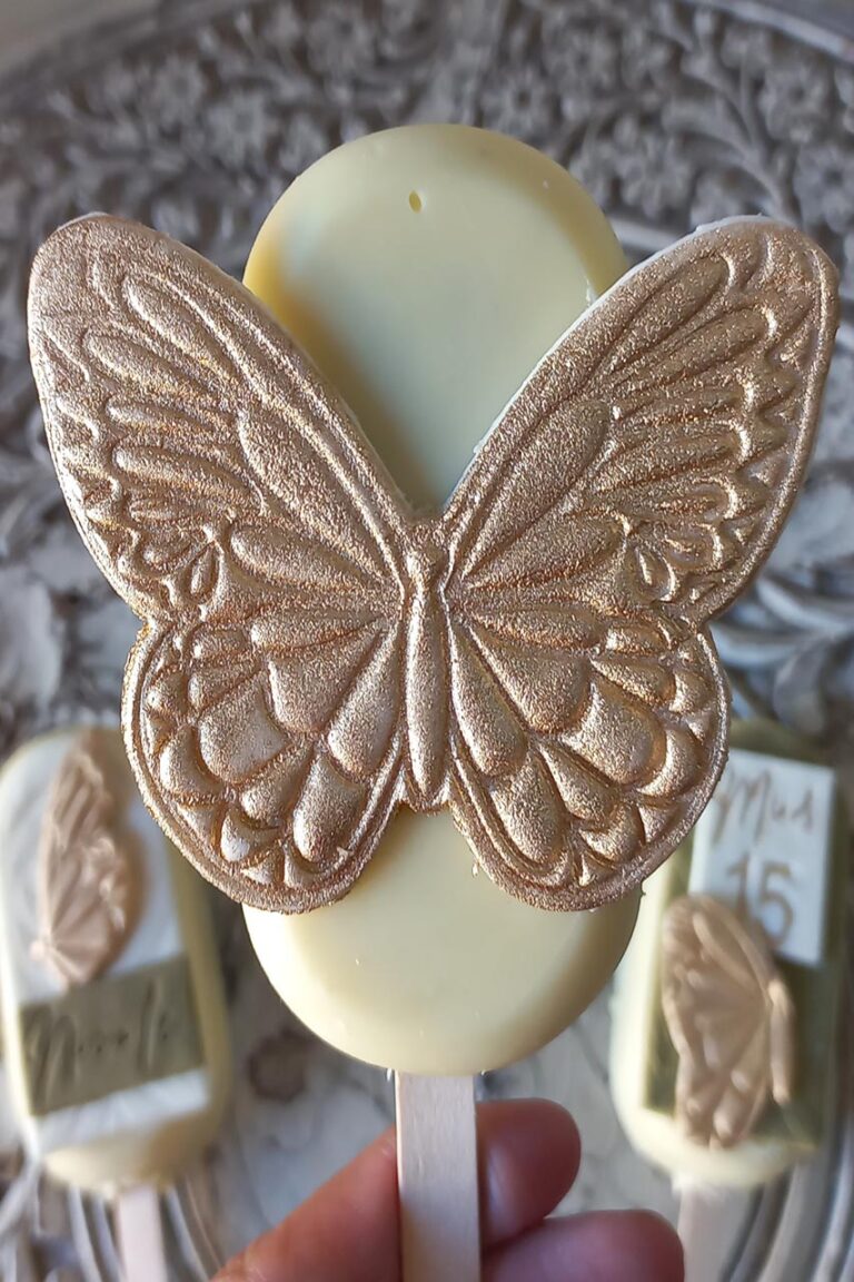 lulucakes02 768x1152